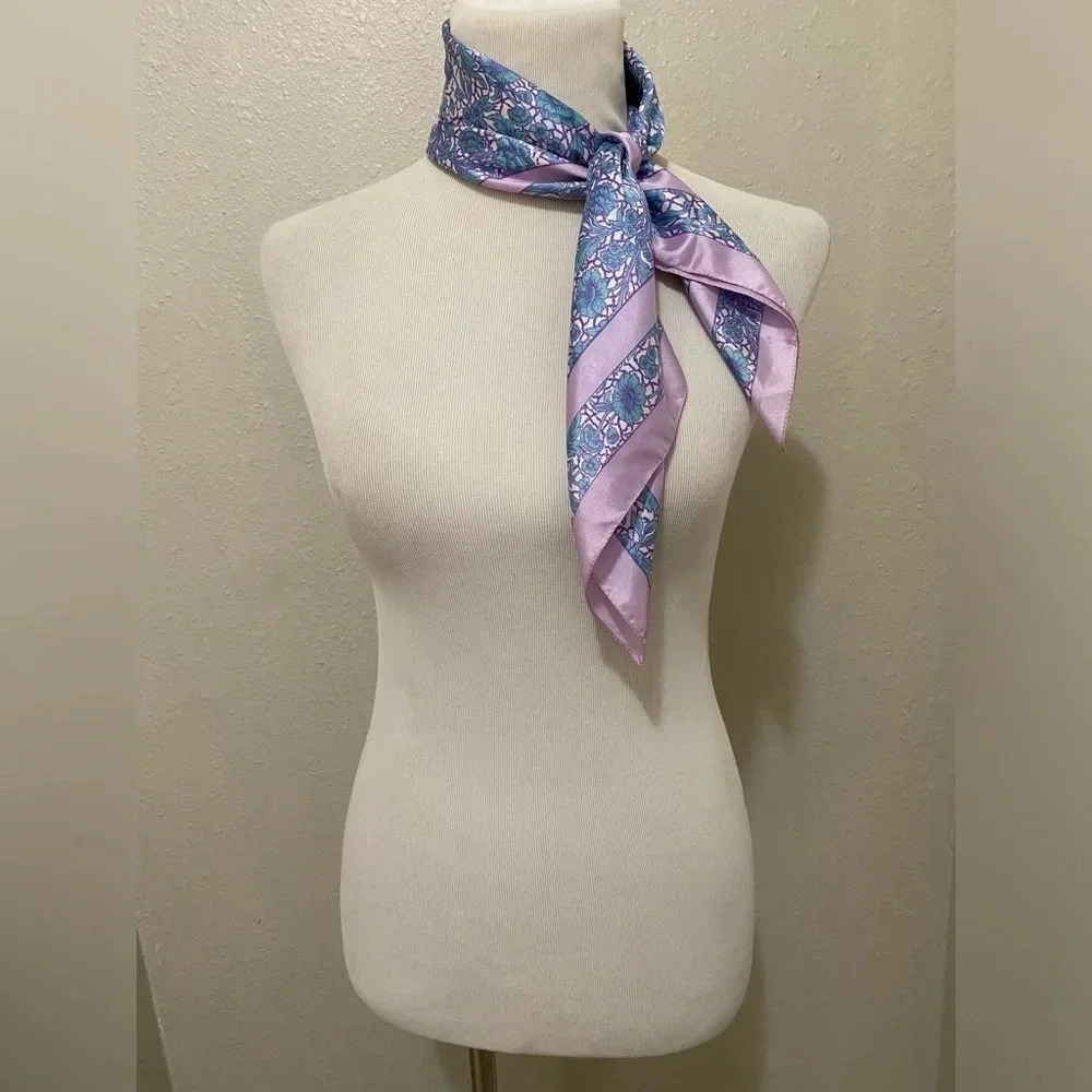 *EUC* Vintage 1950s vintage scarf, 100% Soft Acetate Waterproof made in …
